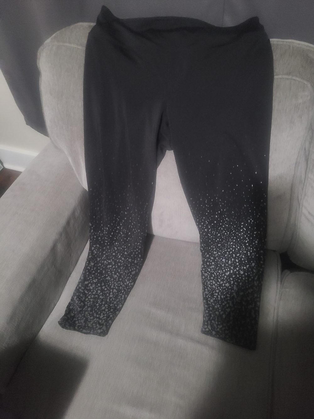 PINK Victoria's Secret Black Leggings with Speckle Ombre